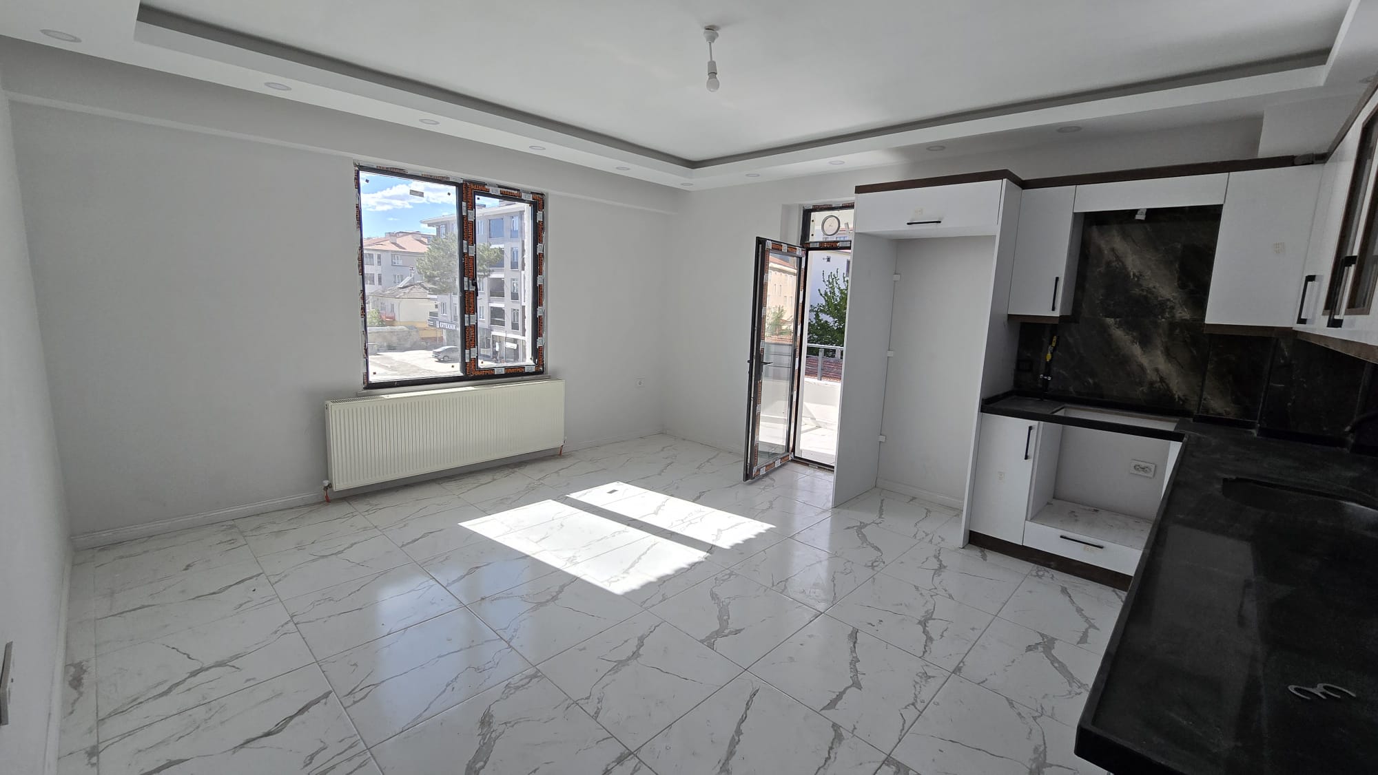 MABEL'DEN ŞEHİR MERKEZİNDE, MÜKEMMEL KONUMDA SATILIK 2+0 DAİRE